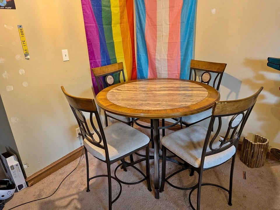 Round Dining Table - 45"