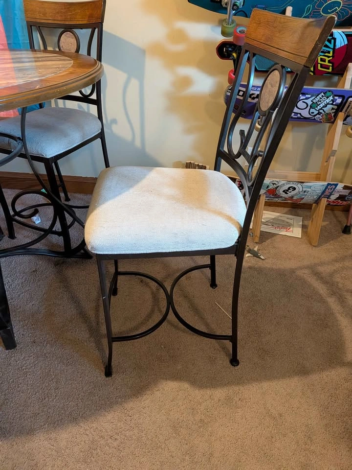 Round Dining Table - 45" - photo 2