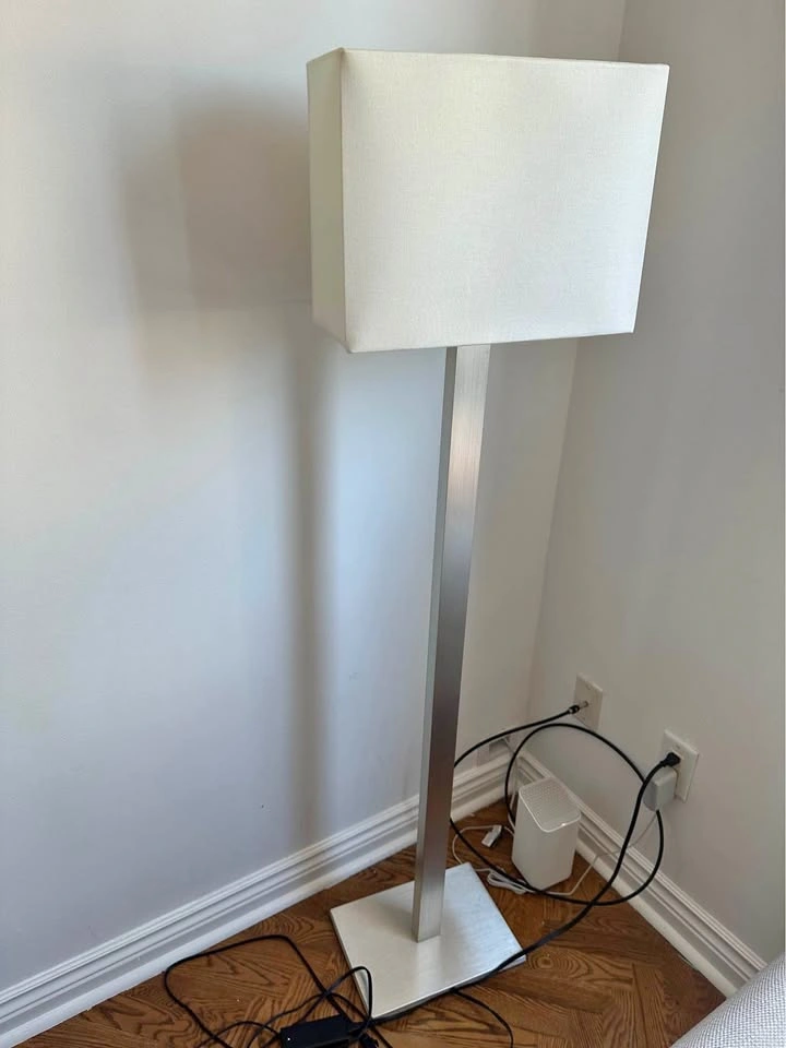 Ikea floor lamp with bulb