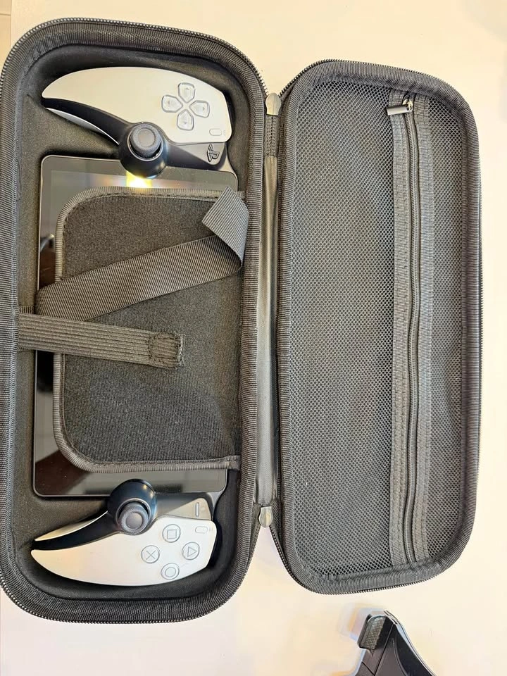 PlayStation Portal with Carrying Case - PS portal
