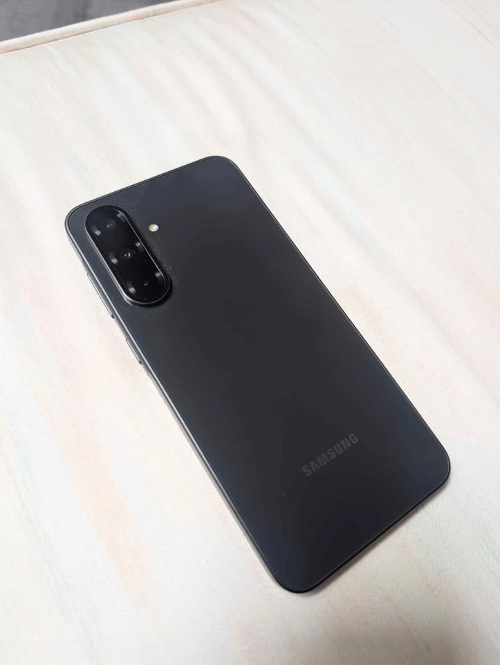 Samsung Galaxy A36 5G - photo 2