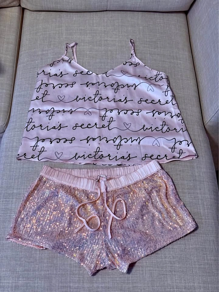 Victoria’s Secret pj set (S)