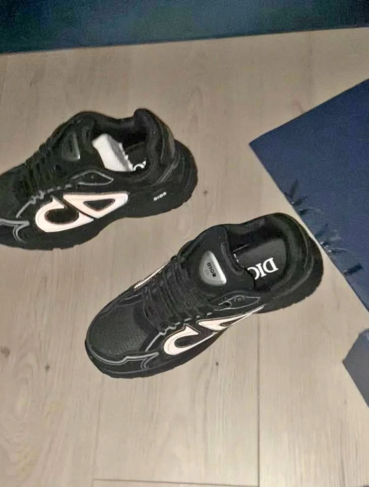 Brand new black Dior B30 size 8