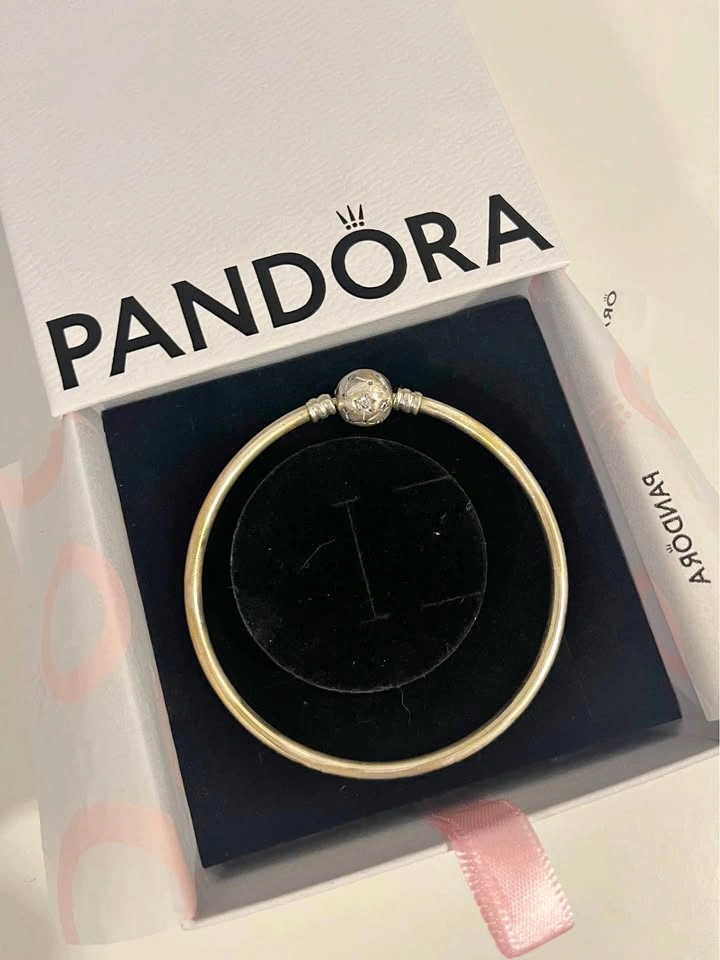 Pandora Bracelet 7.25”