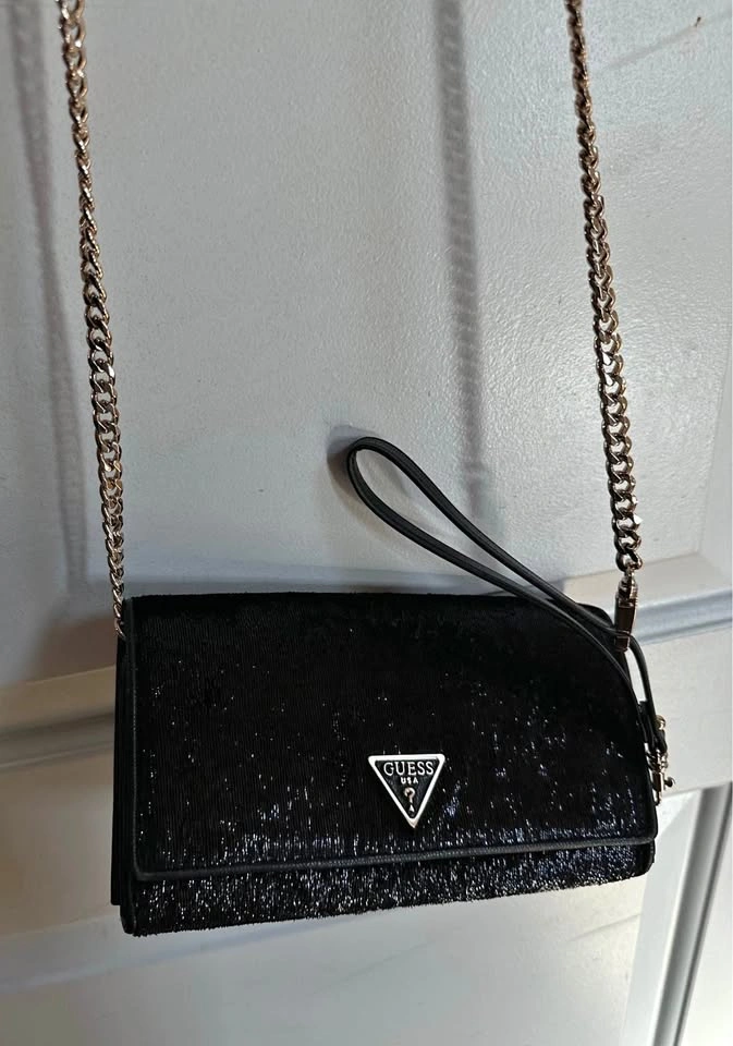 Guess black purse
