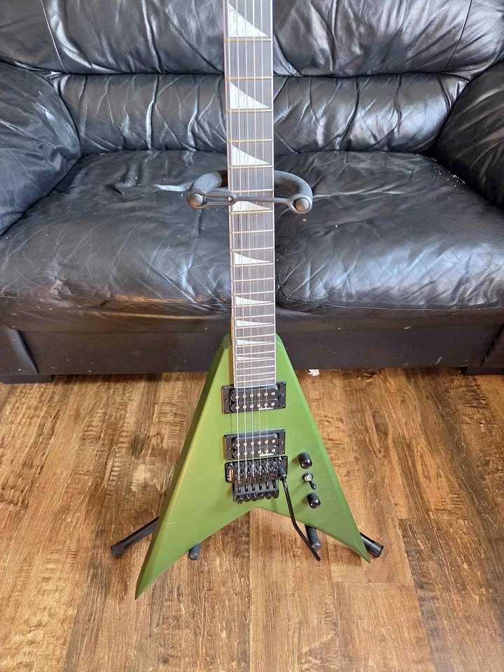 Jackson JS Series King V