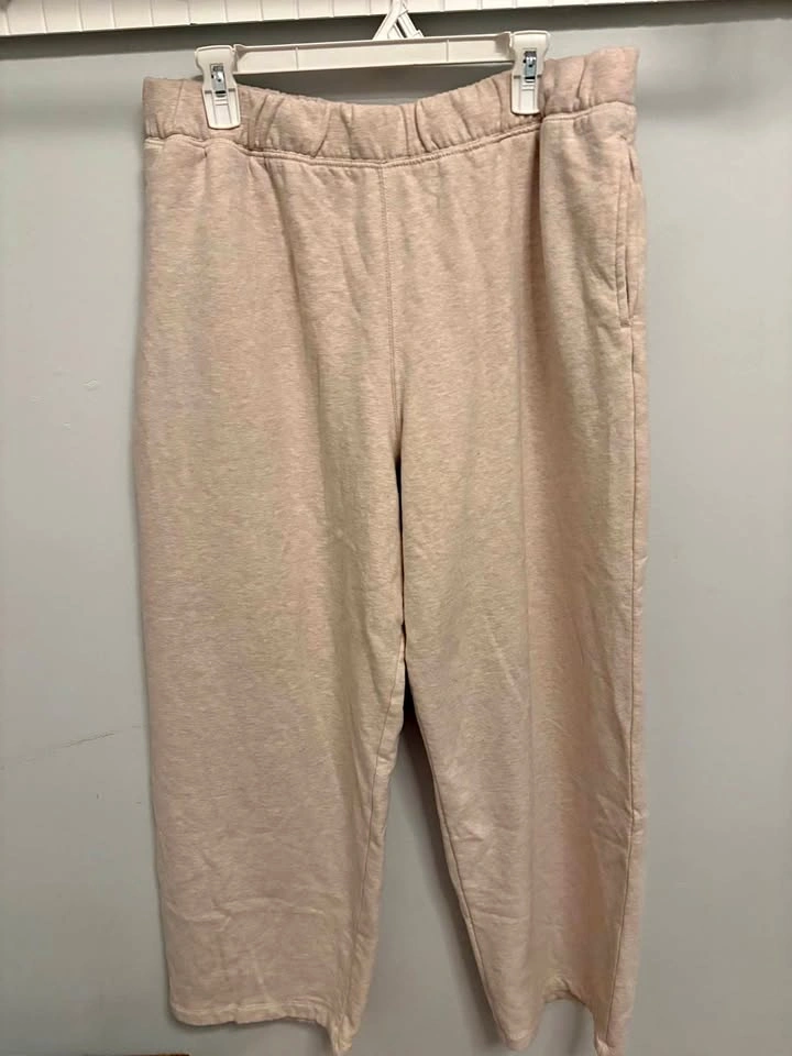 New American Eagle Wide Leg Sweatpants (Women’s Large)