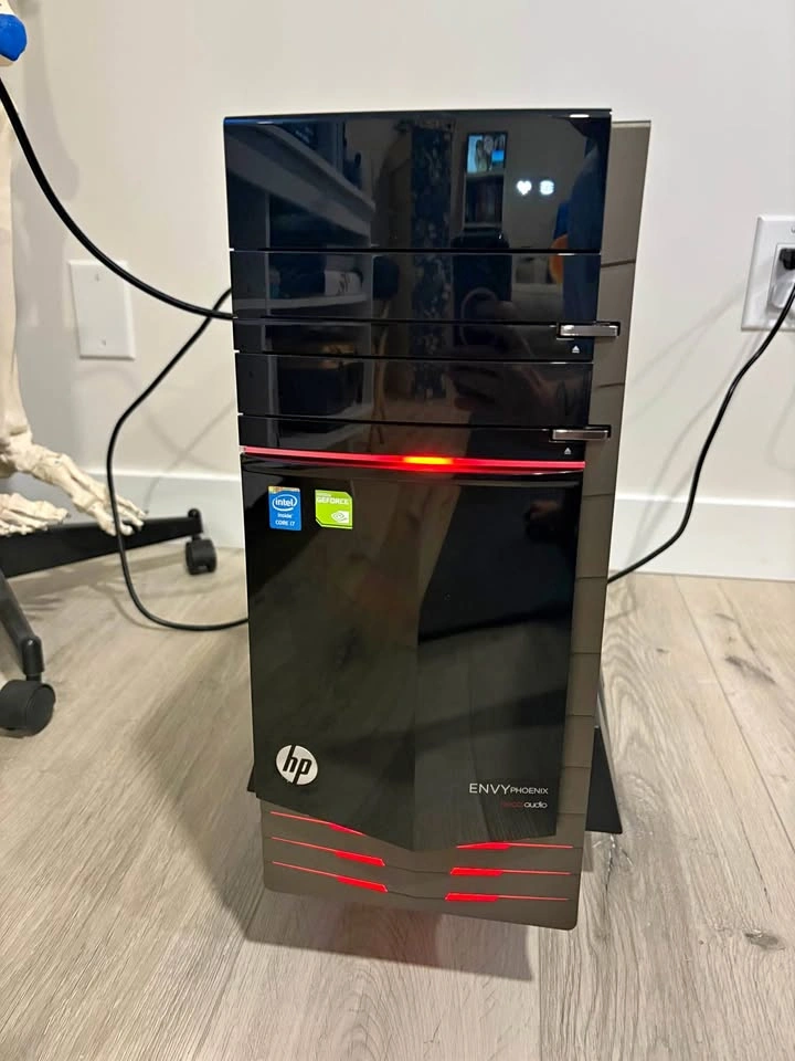 Gaming PC HP ENVY Phoenix 810 Series