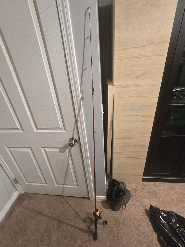 6 foot antique lucky rod and never used Shimano reel - photo 4