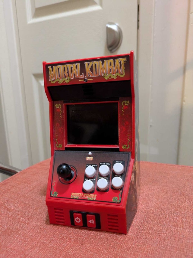 My Arcade Mortal Kombat Micro Player - photo 4