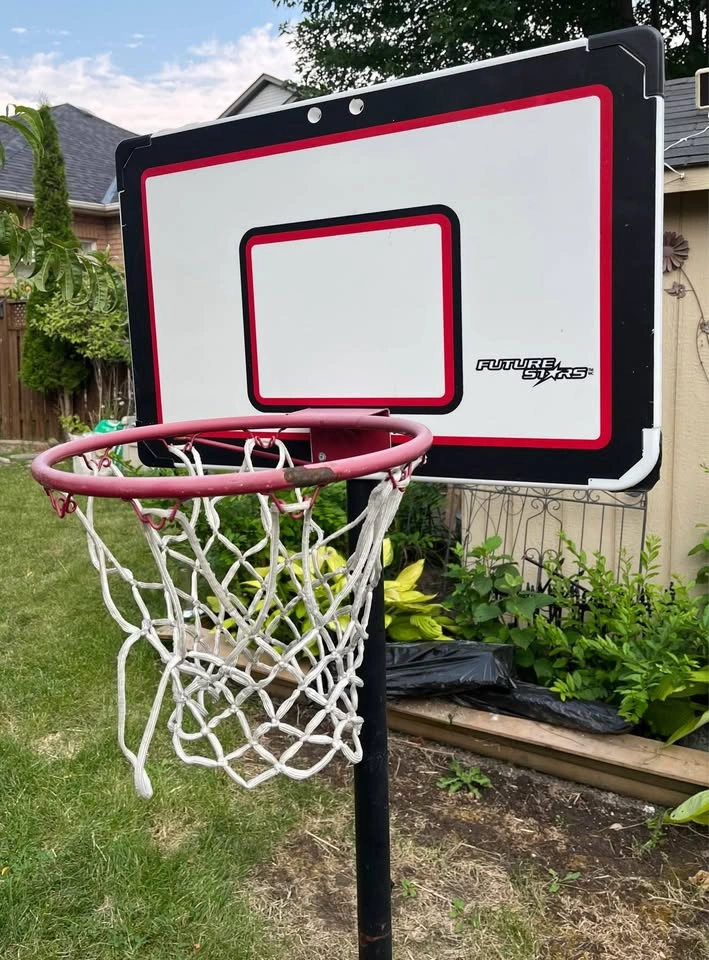 Basketball hoop and stand - photo 2