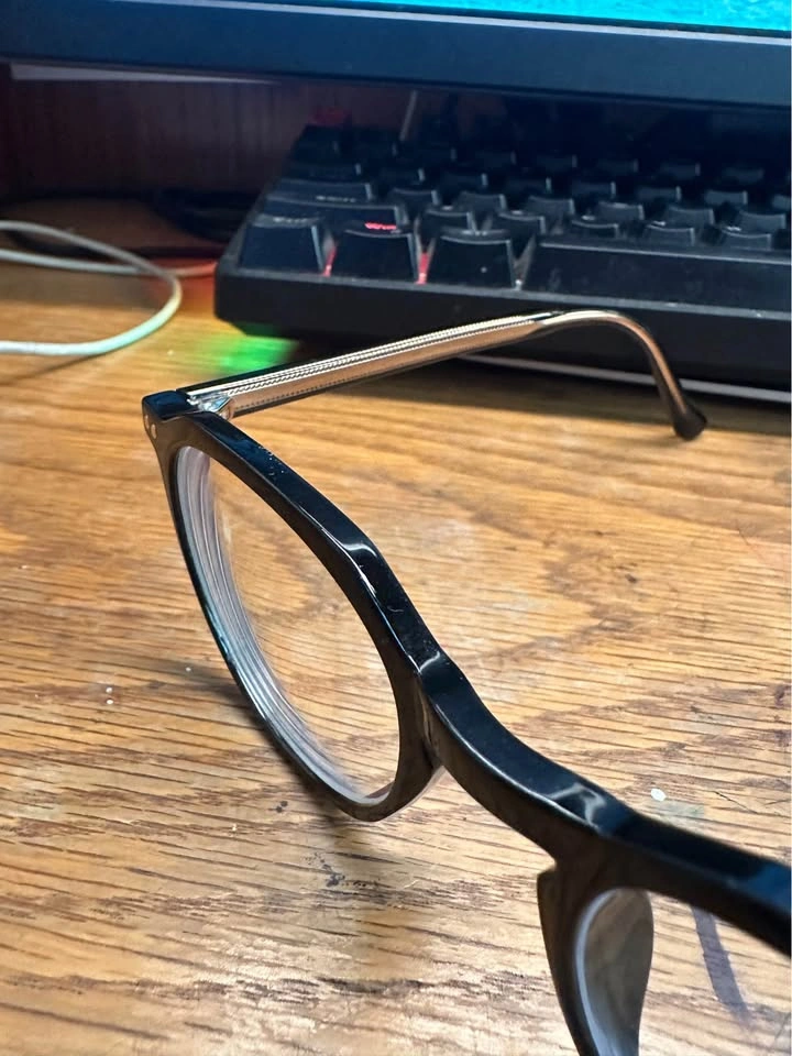 Glasses, black and gold, brand new - photo 2