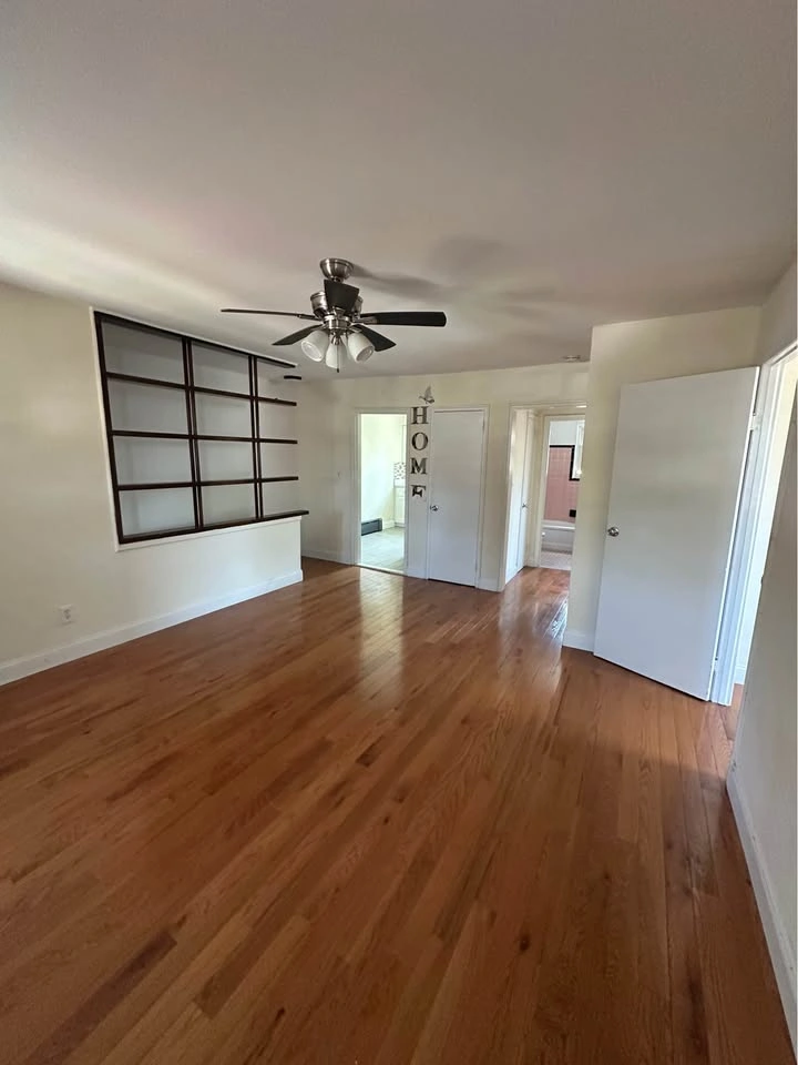 2 bed 1 bath for rent - photo 4