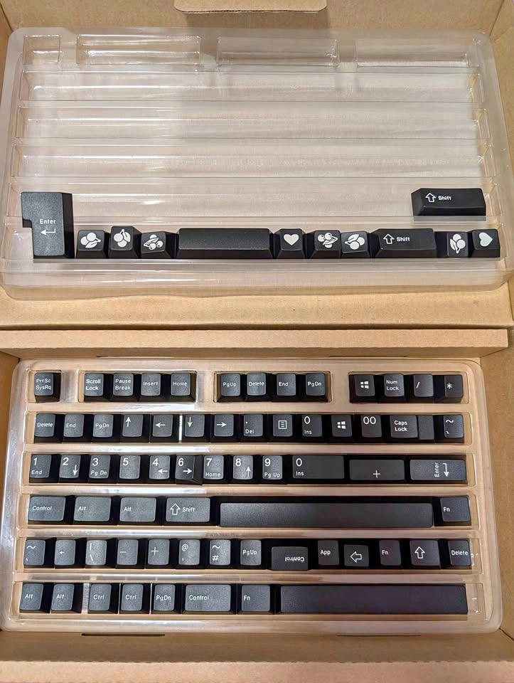 White on Black (WoB) Keycaps - Modifiers, Numpad & Novelties