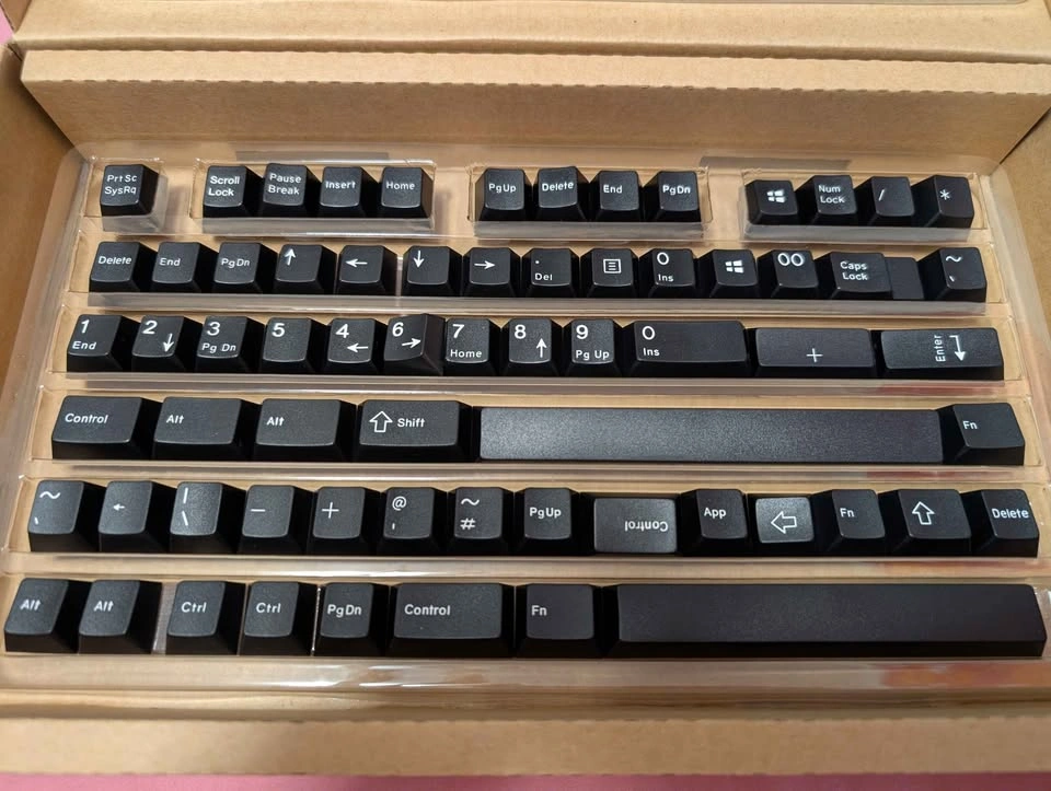 White on Black (WoB) Keycaps - Modifiers, Numpad & Novelties - photo 2