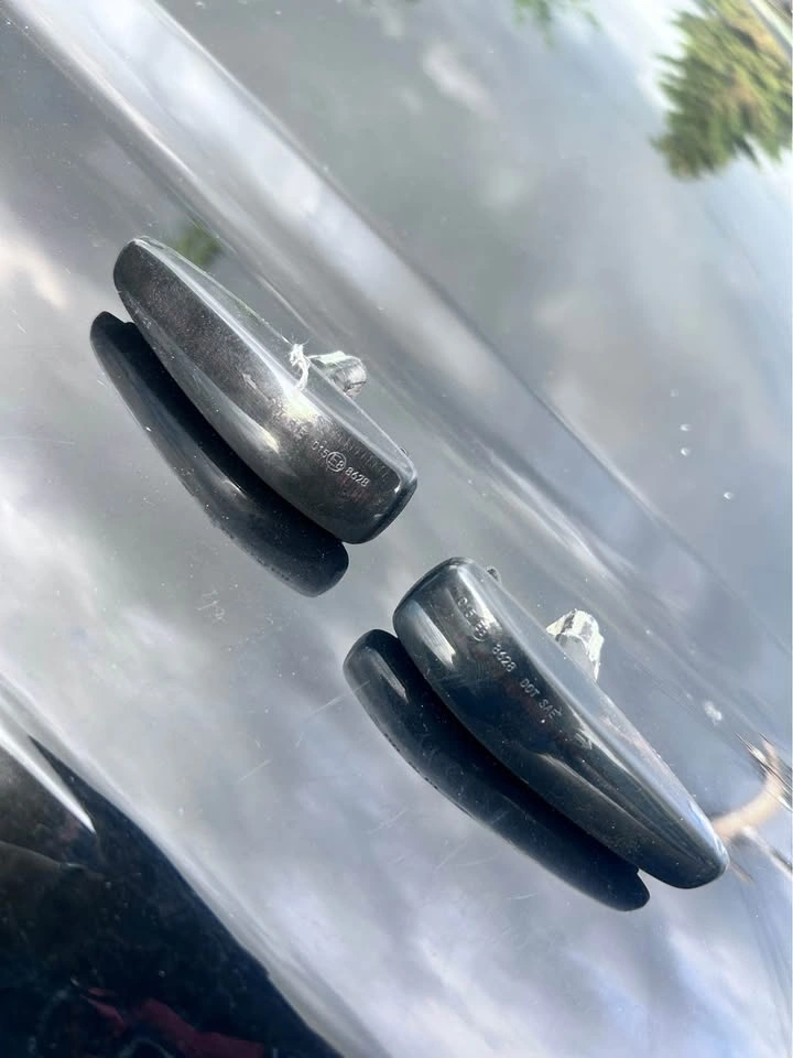 Aftermarket Sequential Turn signal - photo 2