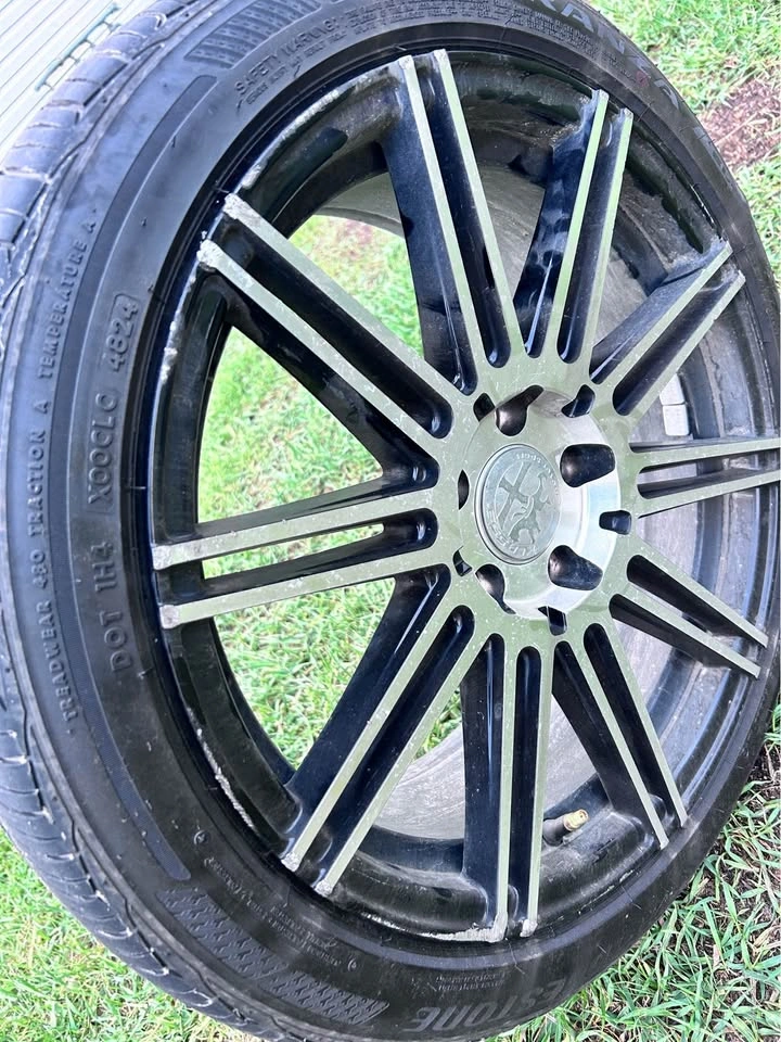 Rims and R18 tires (4) 5x114.3 - photo 3