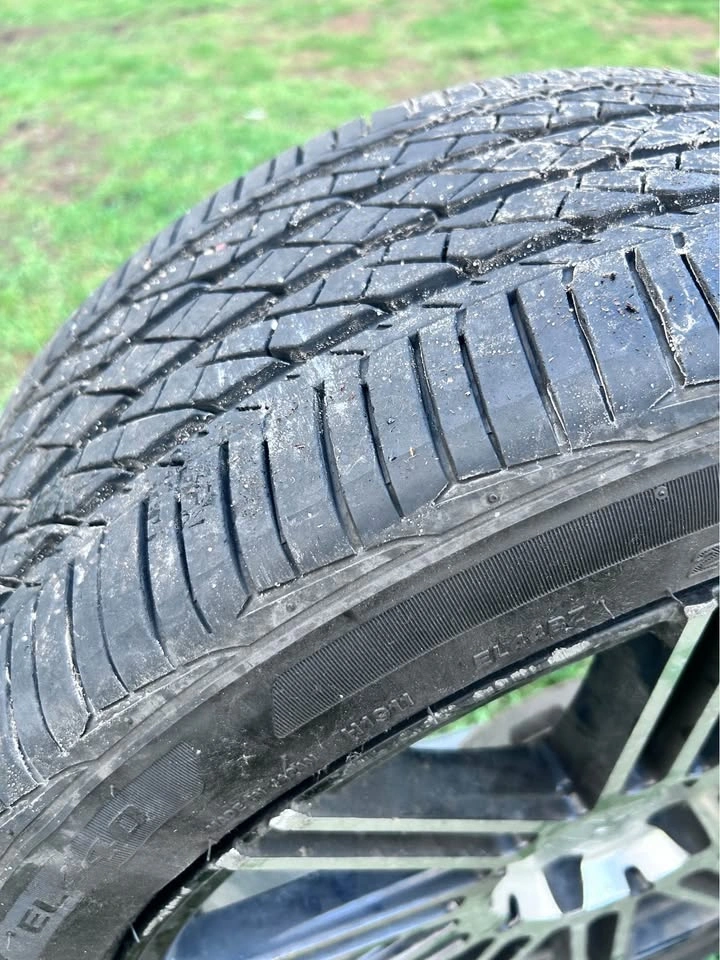 Rims and R18 tires (4) 5x114.3 - photo 5
