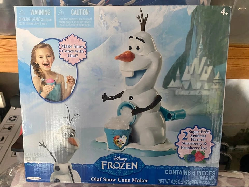 Frozen snow cone machine