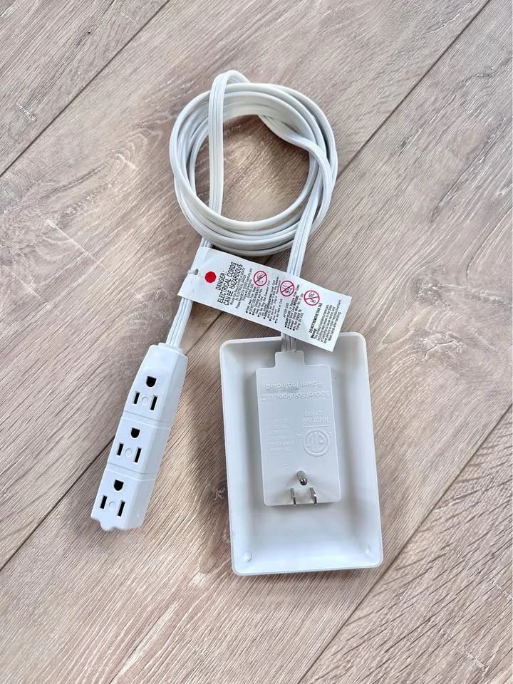 Sleek Socket Ultra-Thin Electrical Outlet Cover (230cm) - photo 2