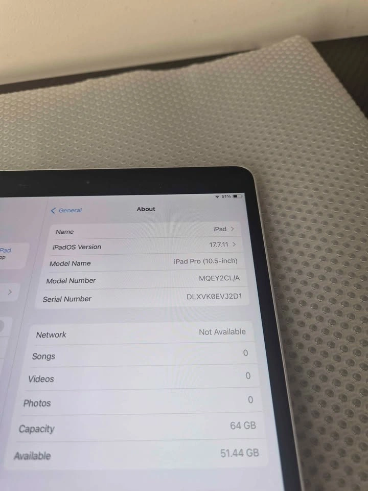 Apple iPad Pro 10.5" 64GB Wi-Fi + Cellular | Fully Tested - photo 4