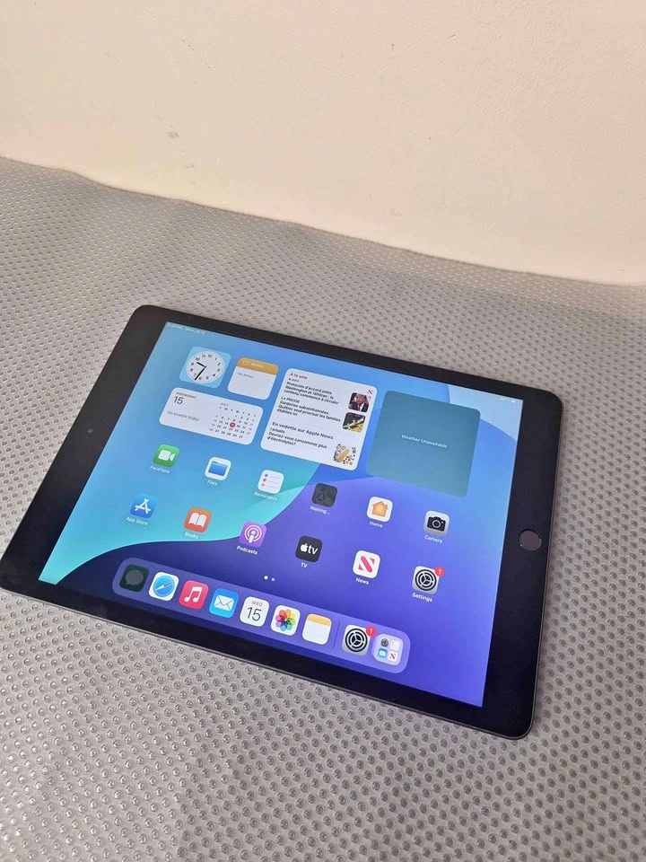Apple iPad 7th Gen 128GB Wi-Fi | Fully Tested | Great Condition