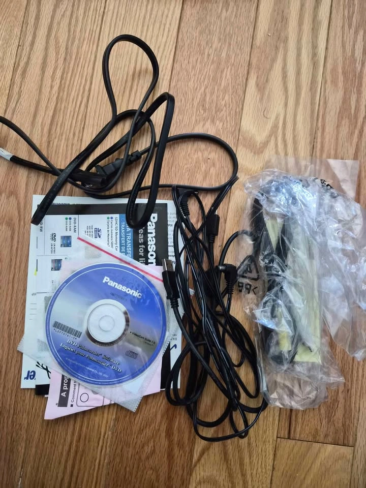 Panasonic VDR-D250 DVD Camcorder – 42x Zoom | Complete in Box - photo 4