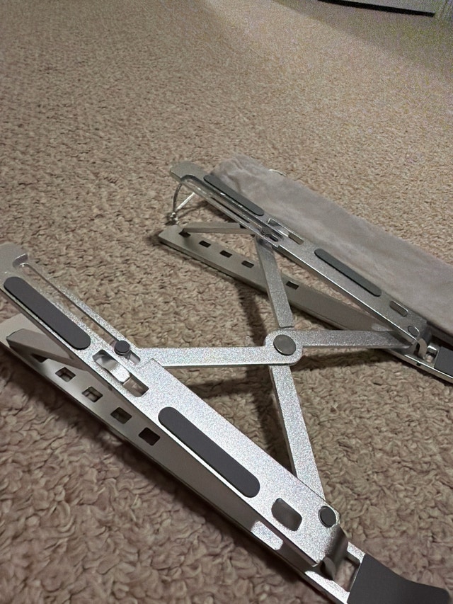 Laptop Stand - photo 3