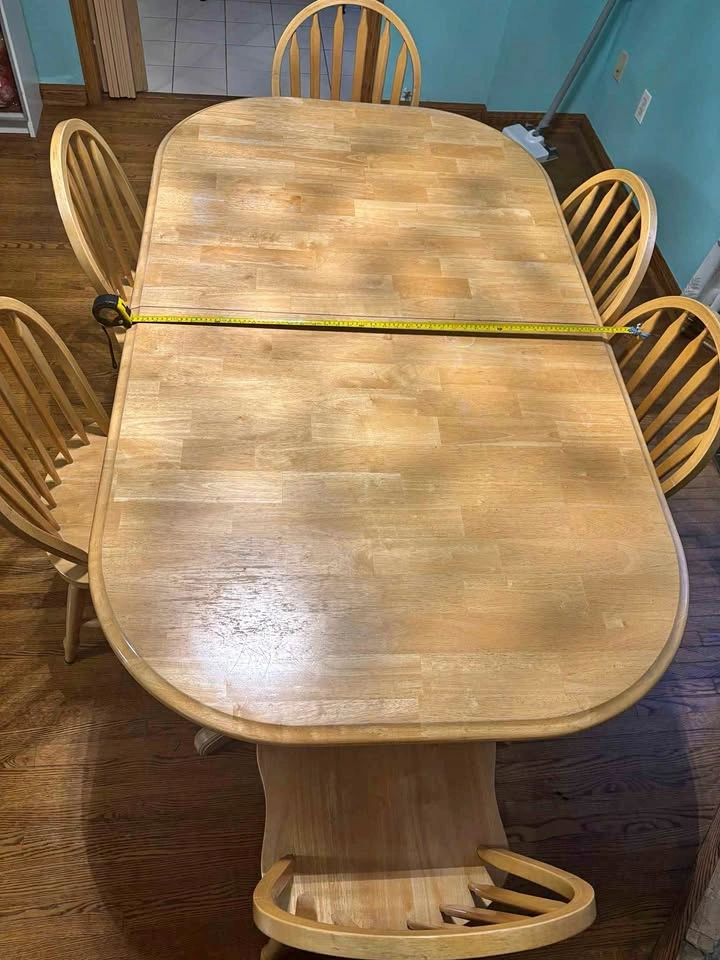 Light Wood Oval Dining Table with 6 Windsor Chairs