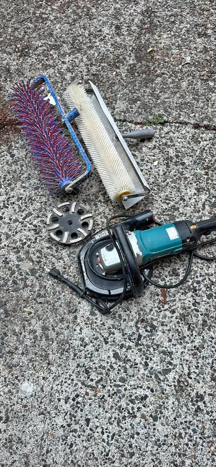 Floor, grinding, and levelling equipment