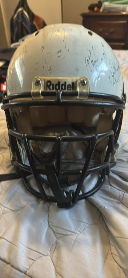 BC Lions memorabilia, moving, willing to negotiate - photo 3
