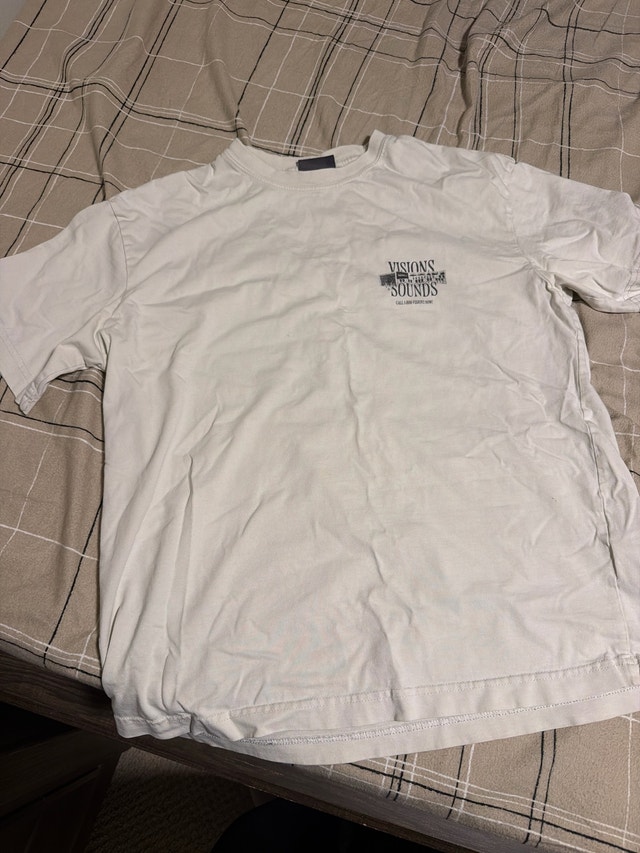 H&M White T-Shirt