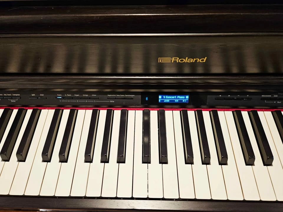Roland HP603 Premium Digital Piano with Bench - photo 4