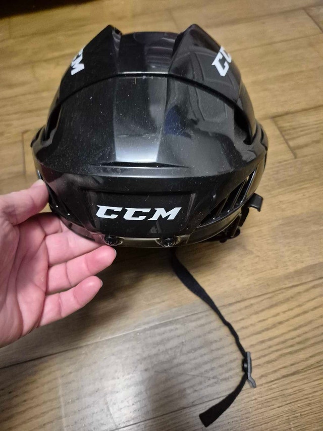 CCM helmet medium - photo 3