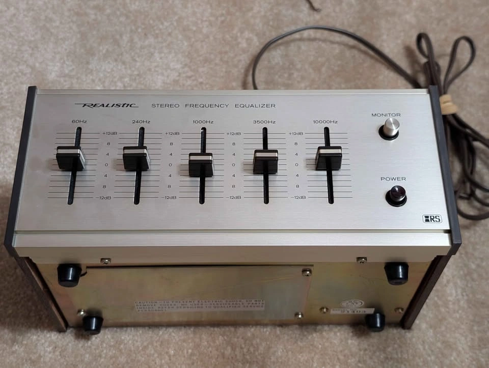 Realistic 31-1986 Stereo Frequency Equalizer - photo 2