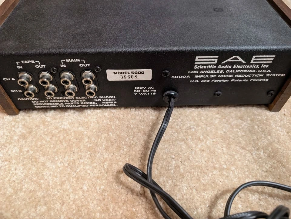 SAE 5000A Impulse Noise Reduction System - photo 3