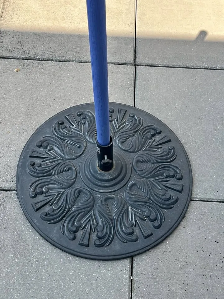 Umbrella stand base