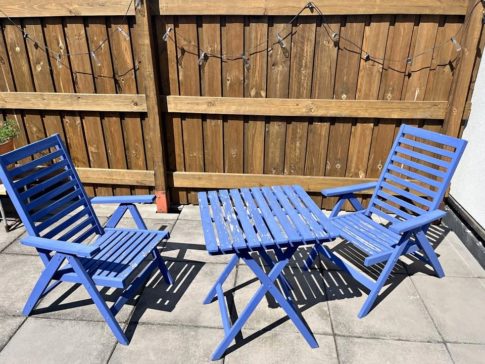 Wooden folding patio set (2 reclining chairs + table, Blue)