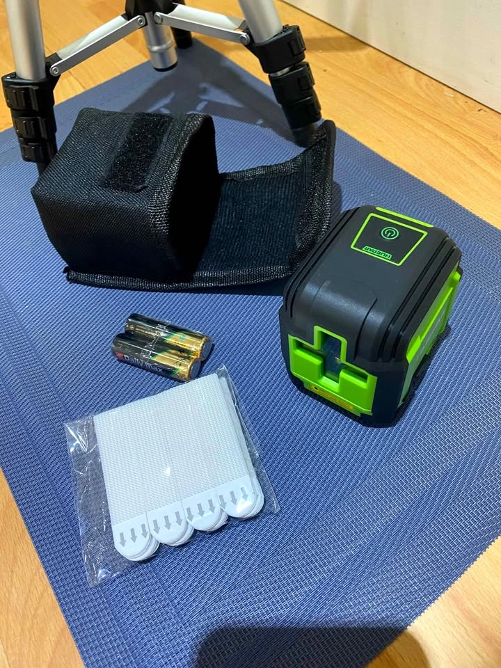 Huepar Self-Leveling Laser Level with Tripod, Green Cross Line - photo 3