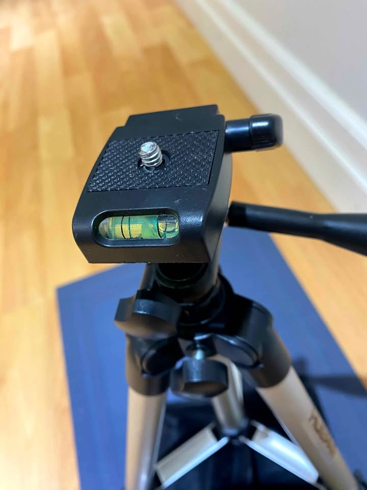 Huepar Self-Leveling Laser Level with Tripod, Green Cross Line - photo 5