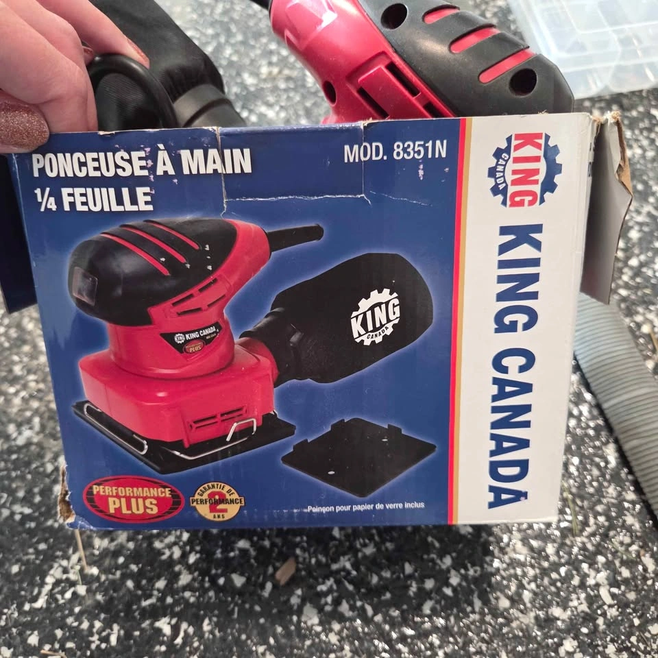 Like New King Canada 1/4 Sheet Palm Sander - Model 8351N - photo 2