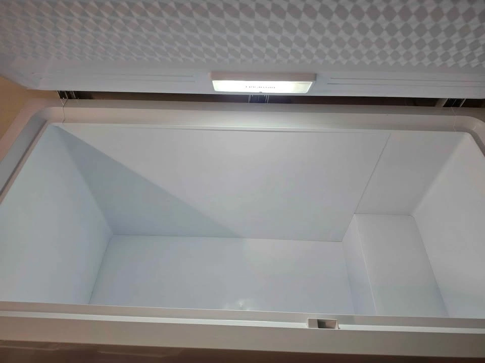 Frigidaire 14.8 cu.Ft. (15) Chest freezer - photo 2
