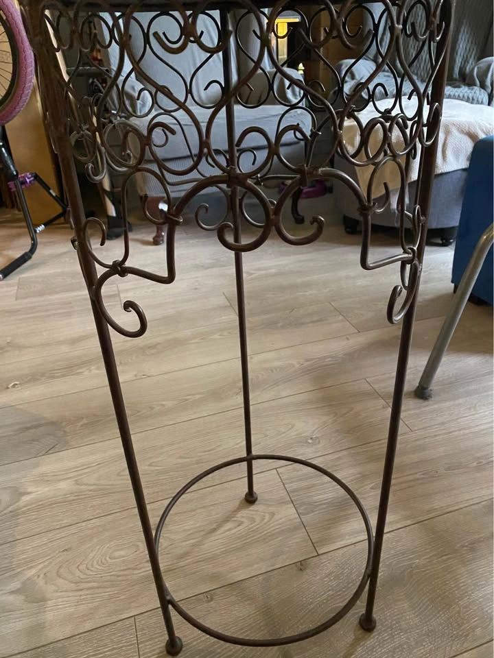 Vintage Style Wrought Iron Plant Stand Side Table - photo 3