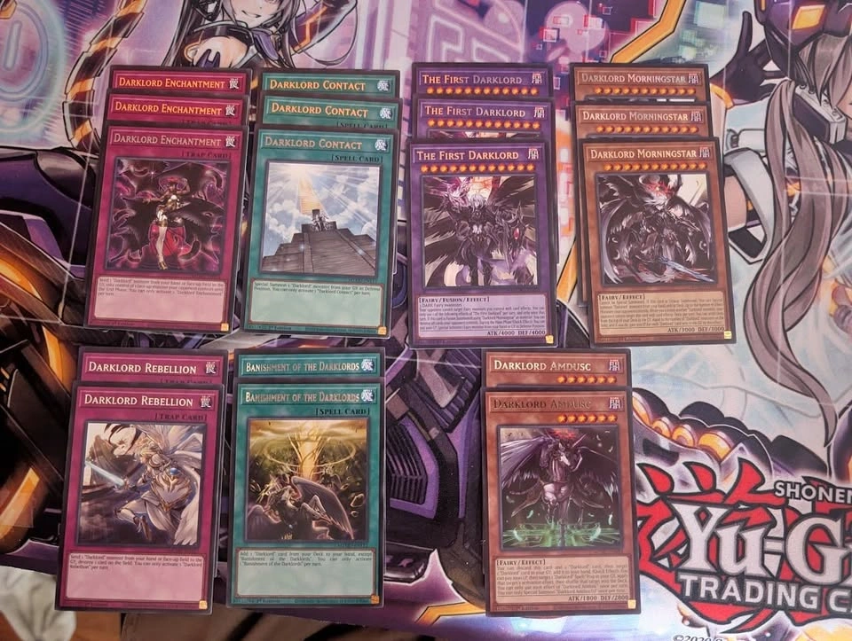 Yu-Gi-Oh! Darklord Engine & Extra Deck Core (18 Cards)