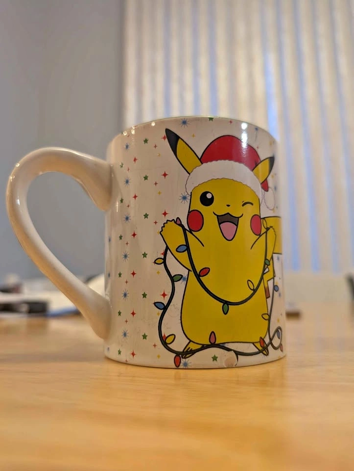 Pokemon - Pikachu Christmas Lights Mug