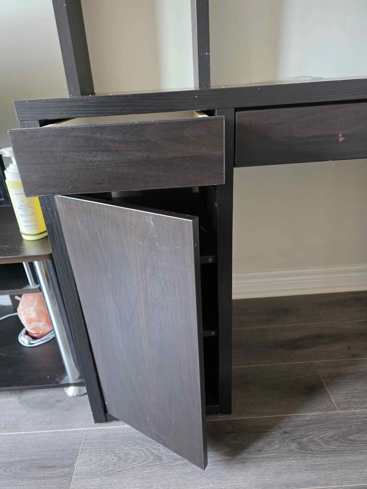 Ikea desk in black colour - photo 5