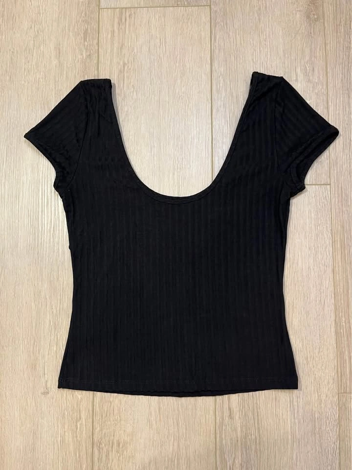 H&M Black Ribbed Scoop-Neck Short Sleeve T-Shirt - Size S - photo 5