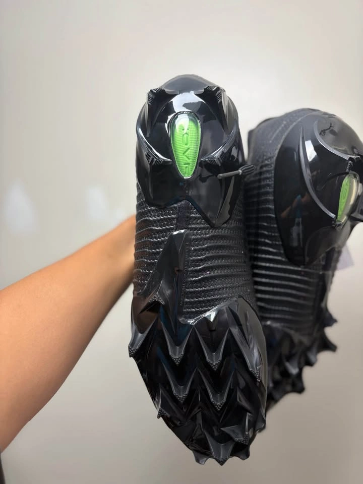 Football cleats - photo 2