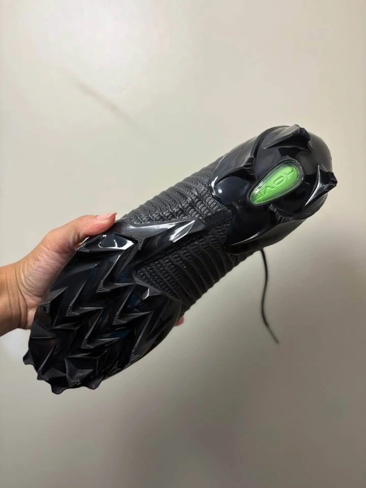 Football cleats - photo 5