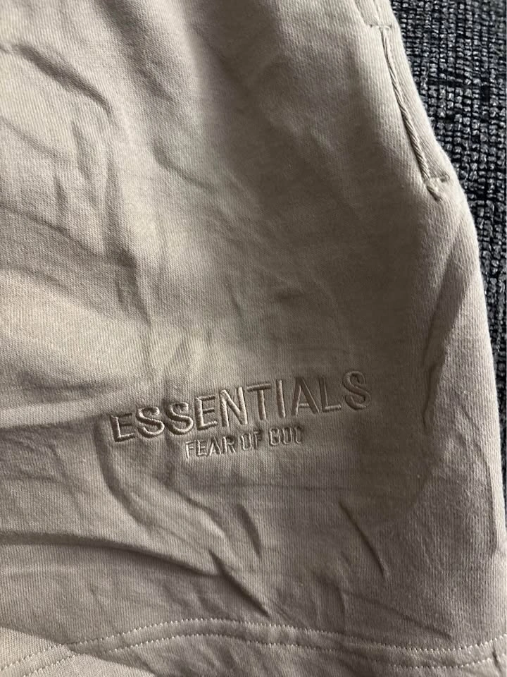 Essential shorts - photo 2